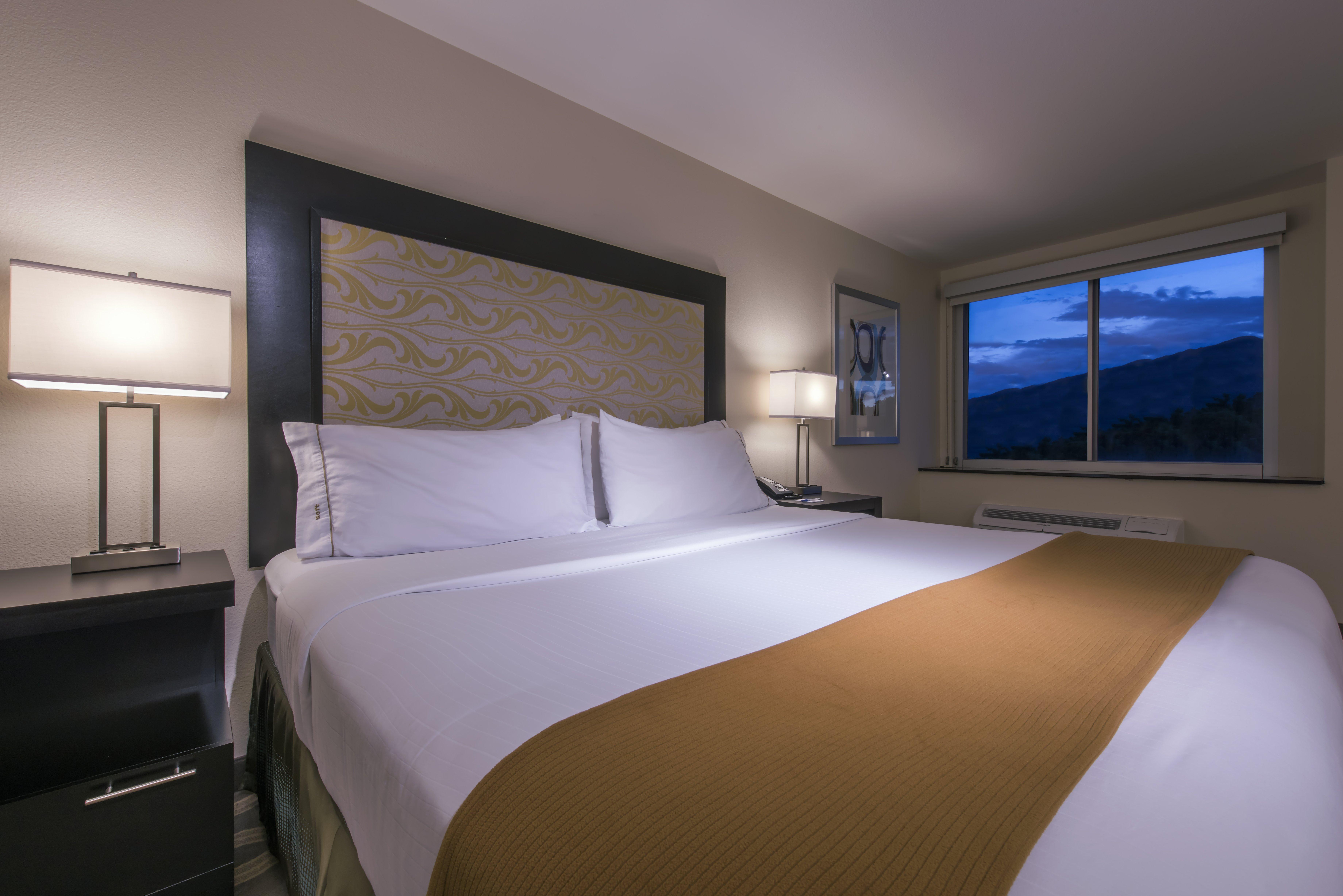 Holiday Inn Express & Suites Colorado Springs Central By Ihg Exteriér fotografie