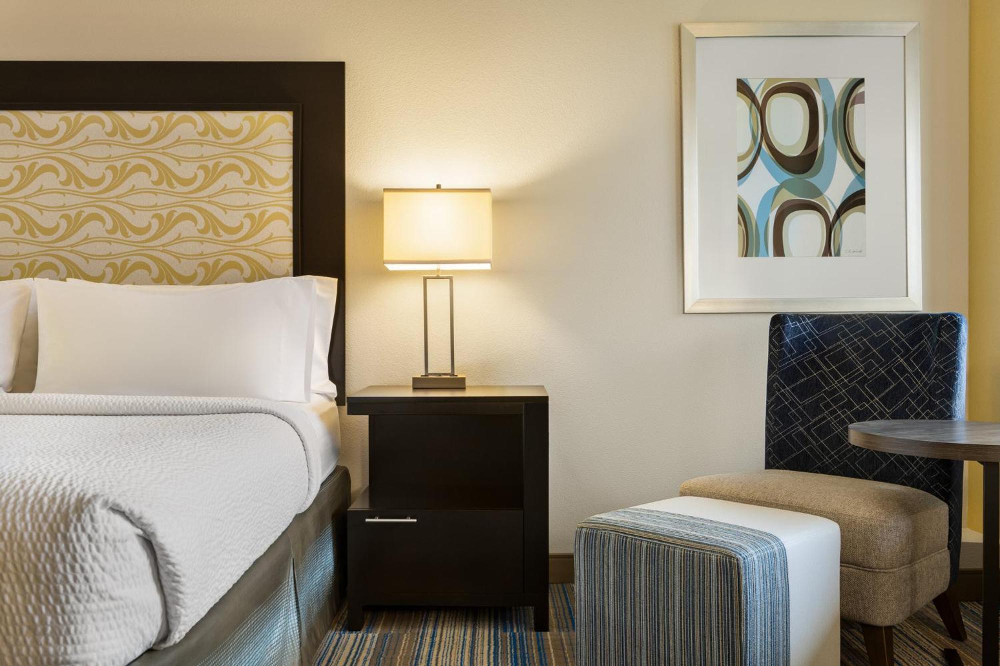 Holiday Inn Express & Suites Colorado Springs Central By Ihg Exteriér fotografie