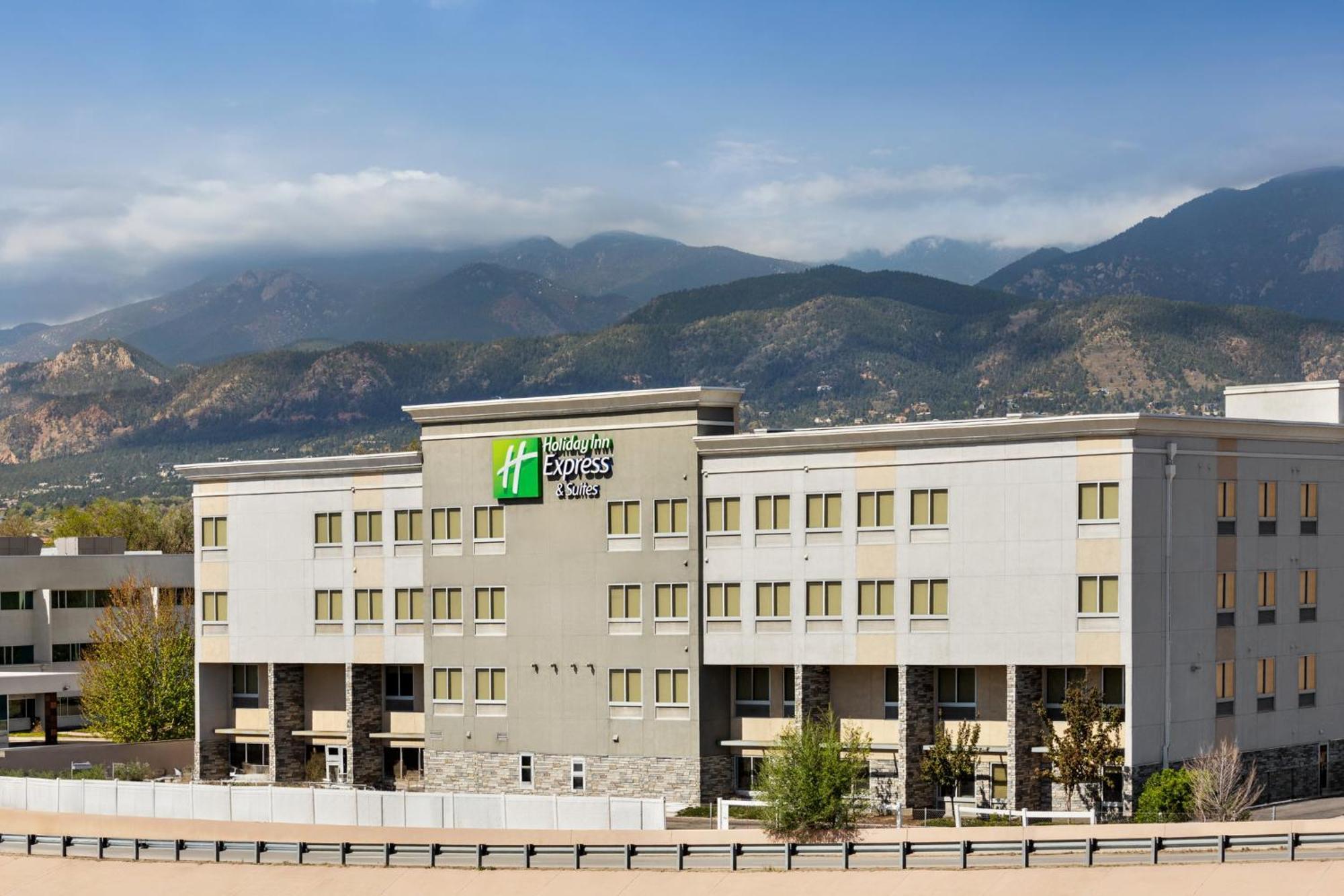 Holiday Inn Express & Suites Colorado Springs Central By Ihg Exteriér fotografie