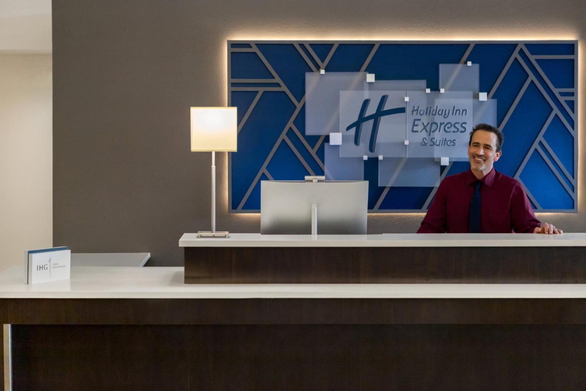 Holiday Inn Express & Suites Colorado Springs Central By Ihg Exteriér fotografie